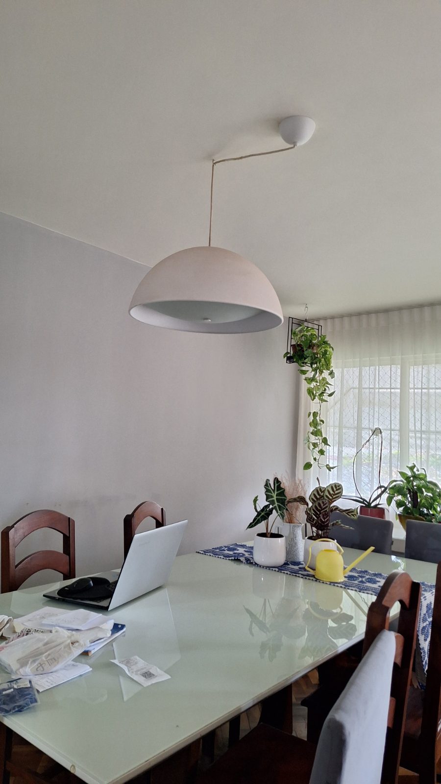 Luminária instalada pela DGL Serviços e Reparos, em Brasília